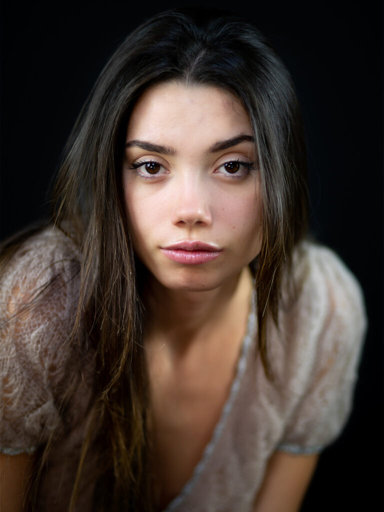 CARLOTA MORO