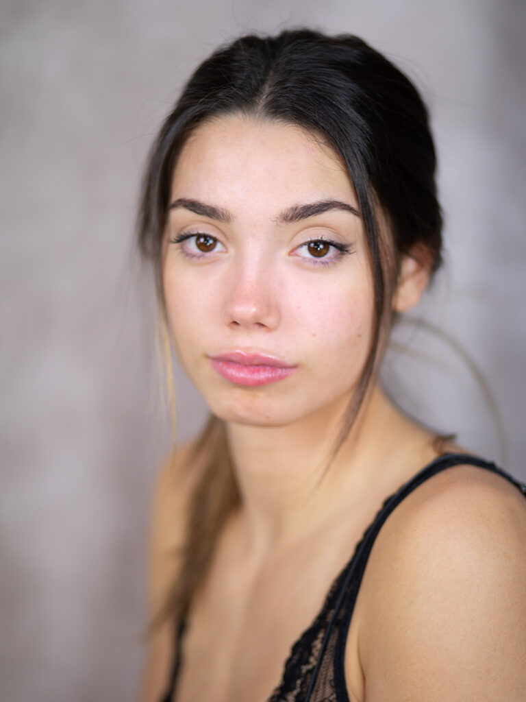 CARLOTA MORO